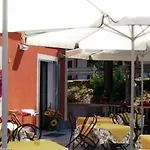L'ombrosa Hotell 3*