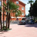 Hotell L'ombrosa 3*