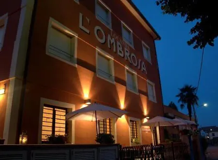 ホテル L'ombrosa ヴェッツァーノ・リーグレ