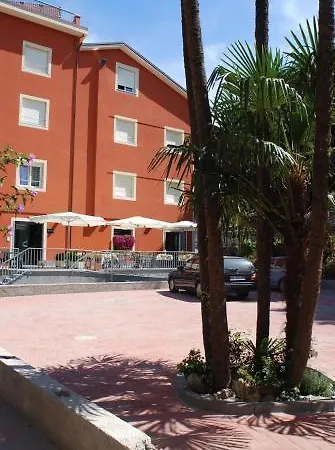 L'ombrosa Hotel