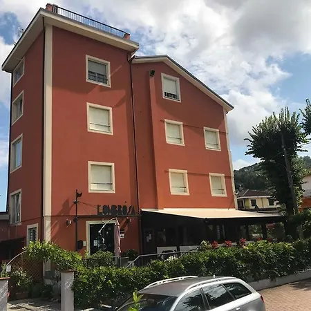 L'ombrosa Hotell