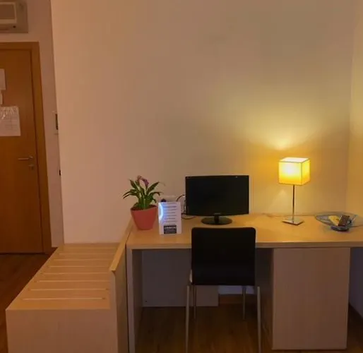 Hotel L'ombrosa Vezzano Ligure