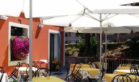 L'ombrosa Hotel 3*