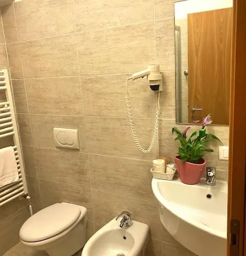 L'ombrosa Hotel 3*
